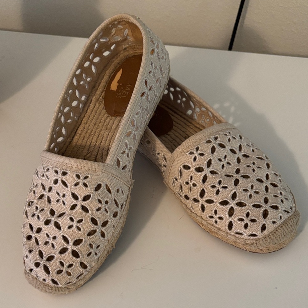 Michael Kors Beige Floral Espadrilles